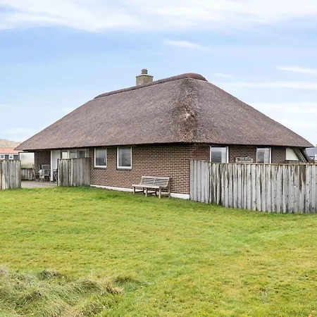Cozy Summer House Near Sea And Nature *