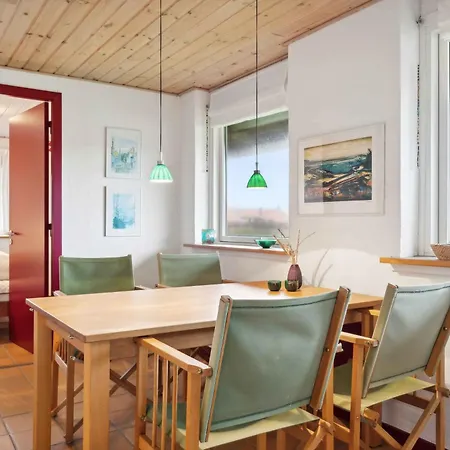 Cozy Summer House Near Sea And Nature *